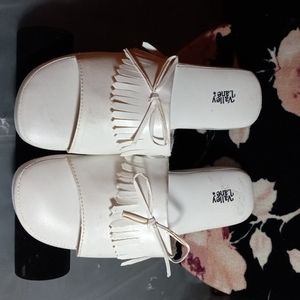 Valley lane white slip ons shoes